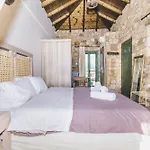 Gaia - Boutique Retreat *