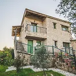 Gaia - Boutique Retreat * Marathópoli