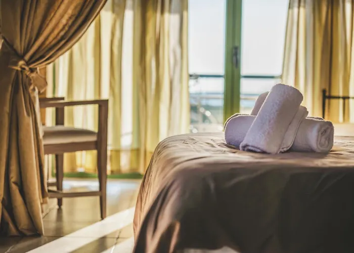 Gaia - Boutique Retreat Apartment Marathopoli