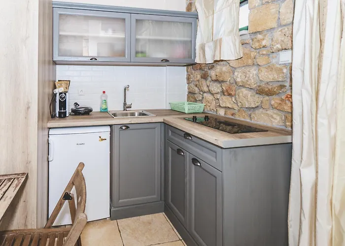Daire Gaia - Boutique Retreat Marathopoli